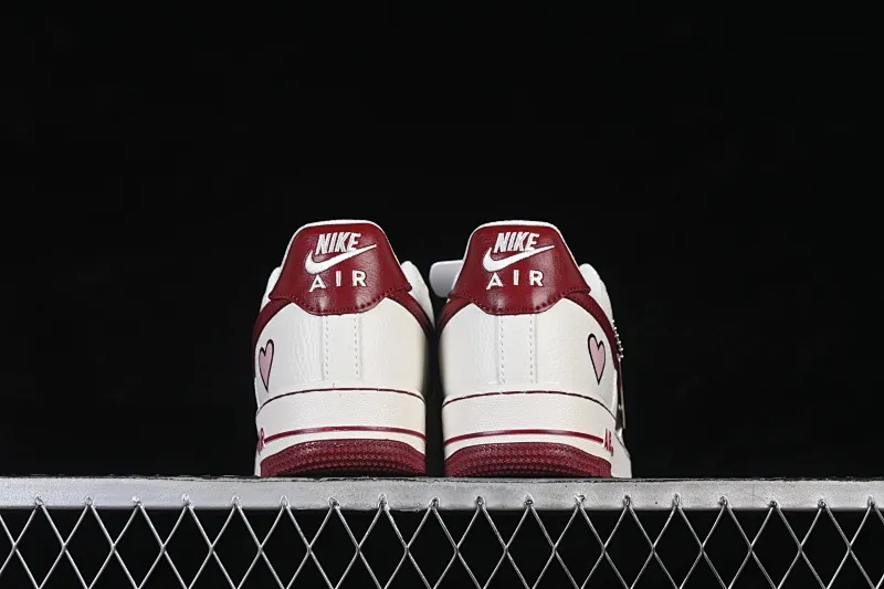 All categories Nk Air Force 1 Air Force series Nk Air Force 1 Low Air Force low-top Nike Air Force 1'07 Low Valentine's Day limited edition Air Force 1 low-top casual sneakers NH0601-539